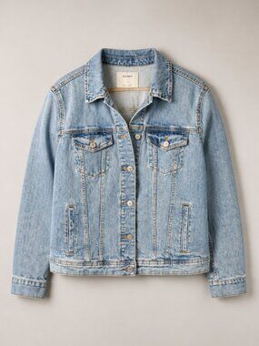 Old Navy Light Blue Denim Jean Jacket - XL